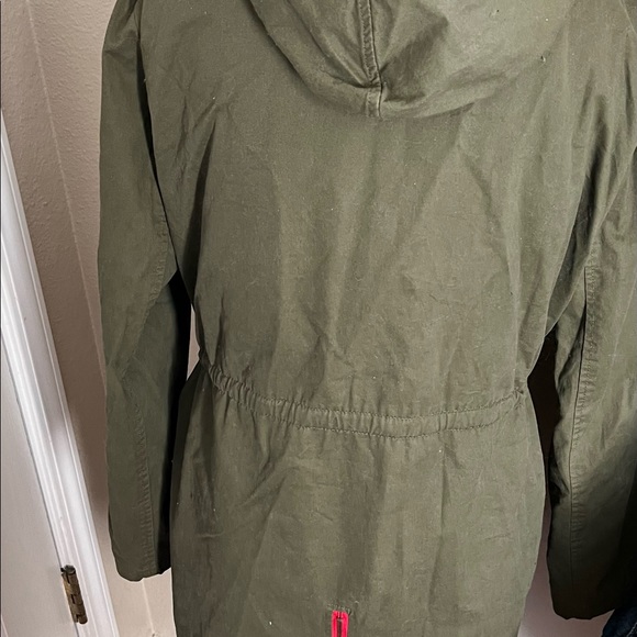 Army green utility jacket EUC - Picture 8 of 14